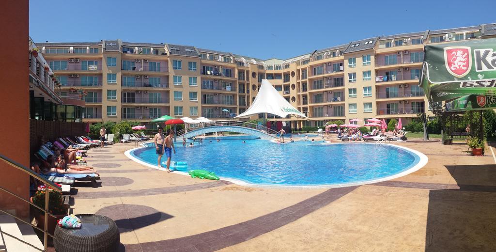 Pollo Resort Mikosta Apartments ساني بيتش المظهر الخارجي الصورة